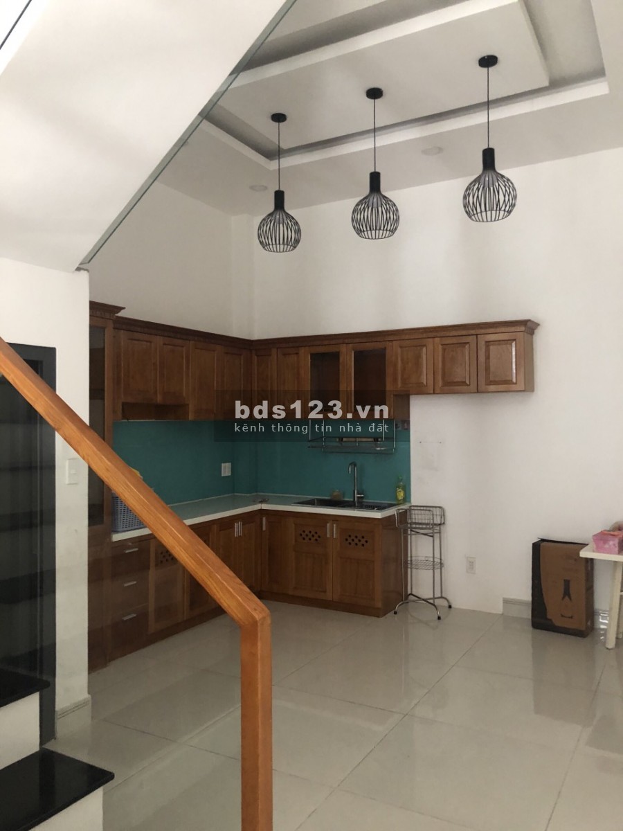 Bán căn nhà đẹp, ngay tuyến GAMETRO Bình Thái, giá 5,65 tỷ