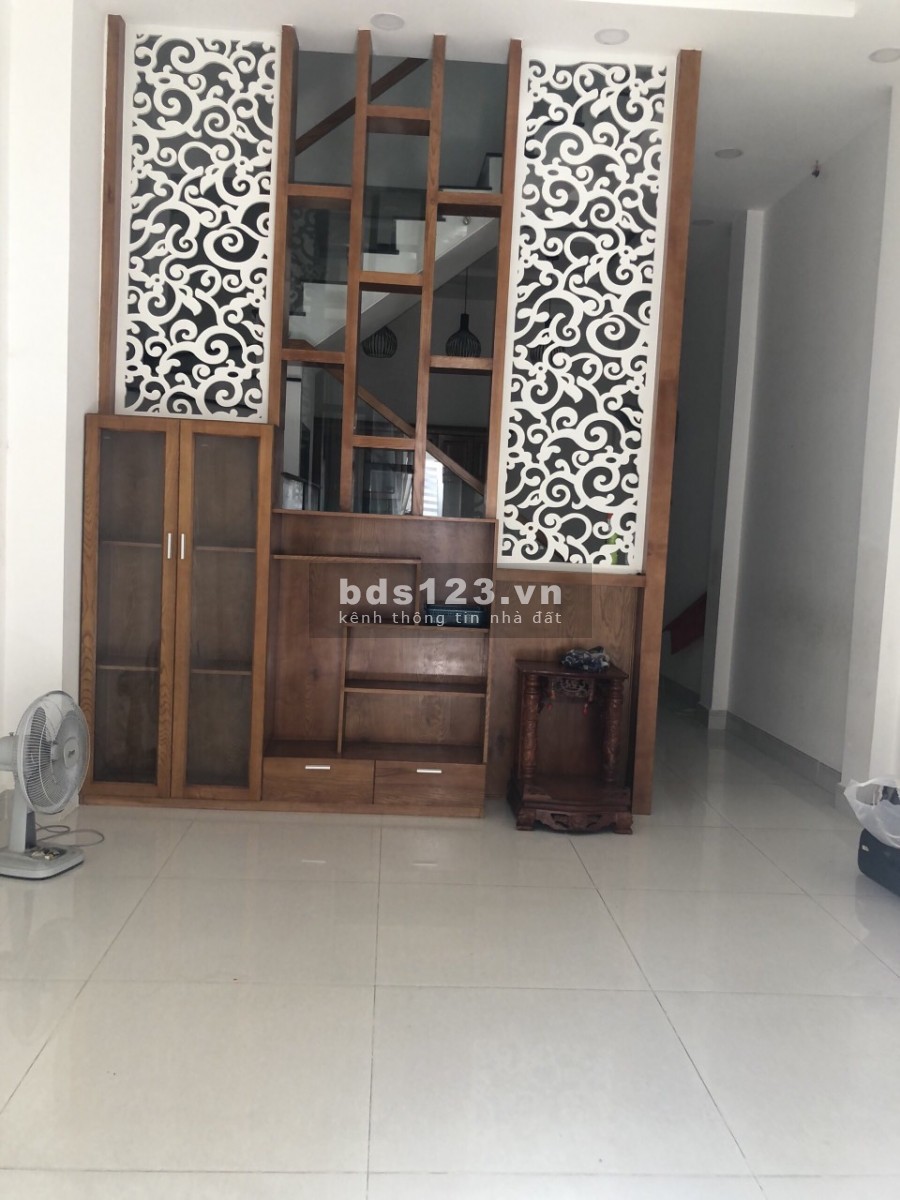 Bán căn nhà đẹp, ngay tuyến GAMETRO Bình Thái, giá 5,65 tỷ