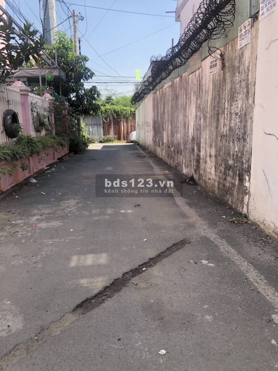 Bán căn nhà đẹp, ngay tuyến GAMETRO Bình Thái, giá 5,65 tỷ