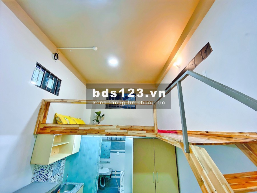Cho thuê phòng full nội thất mới ngay cầu chữ Y, miễn phí toàn bộ dịch vụ, phòng có gác lớn.