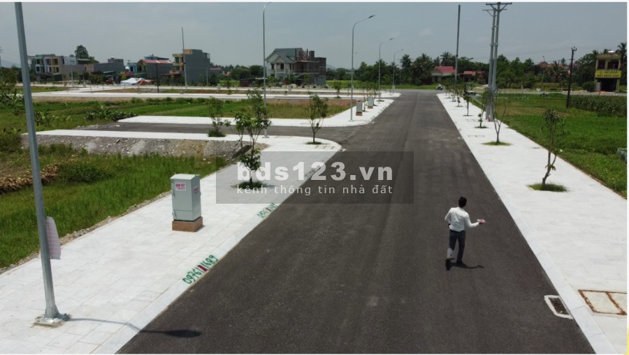 Cần bán đất nền full thổ cư nằm ngay Quốc Lộ 10 tại tt Bút Sơn, Hoằng Hoá, Thanh Hoá, lh 0911808793