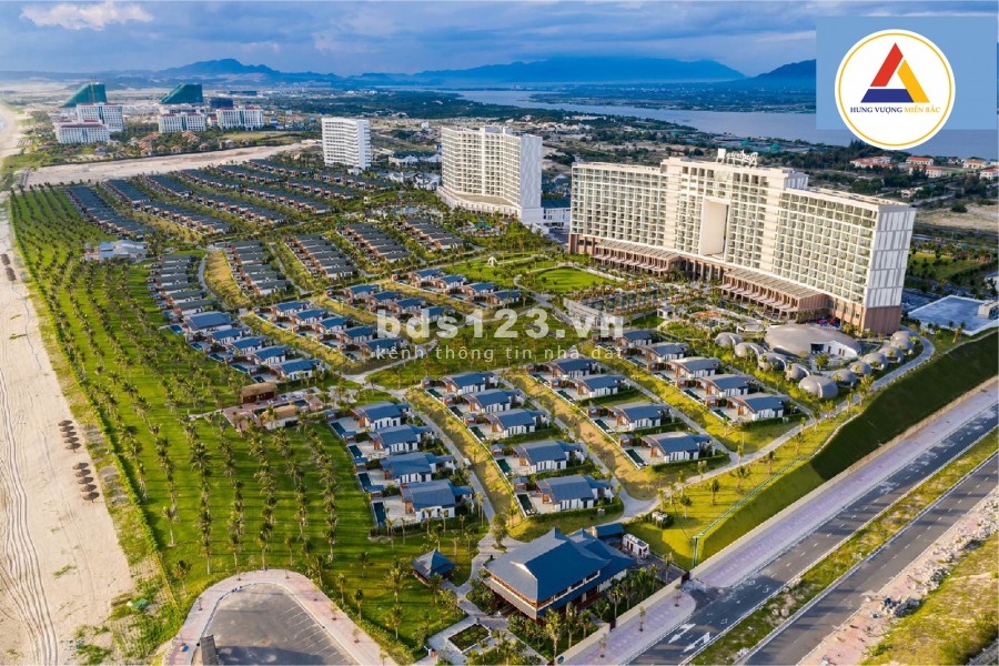 Hot - Em đang có 10 suất đầu tư ĐẤT BIỂN từ gia đoạn đầu giá chỉ từ 3tr/m2, sổ đỏ từng lô.