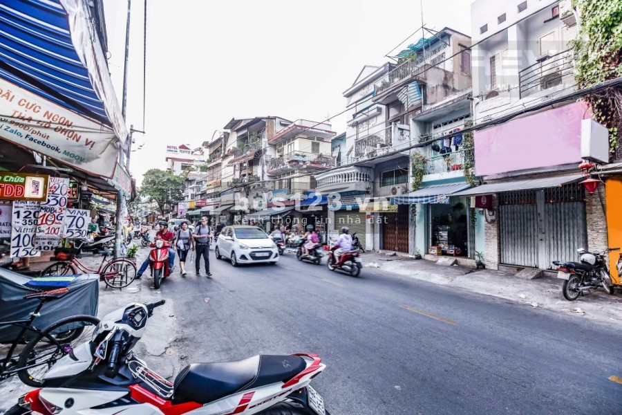 Bán nhà Phùng Khoang, kinh doanh đỉnh đường 10m dt 40m2, 5 tầng nhỉnh 4 tỷ