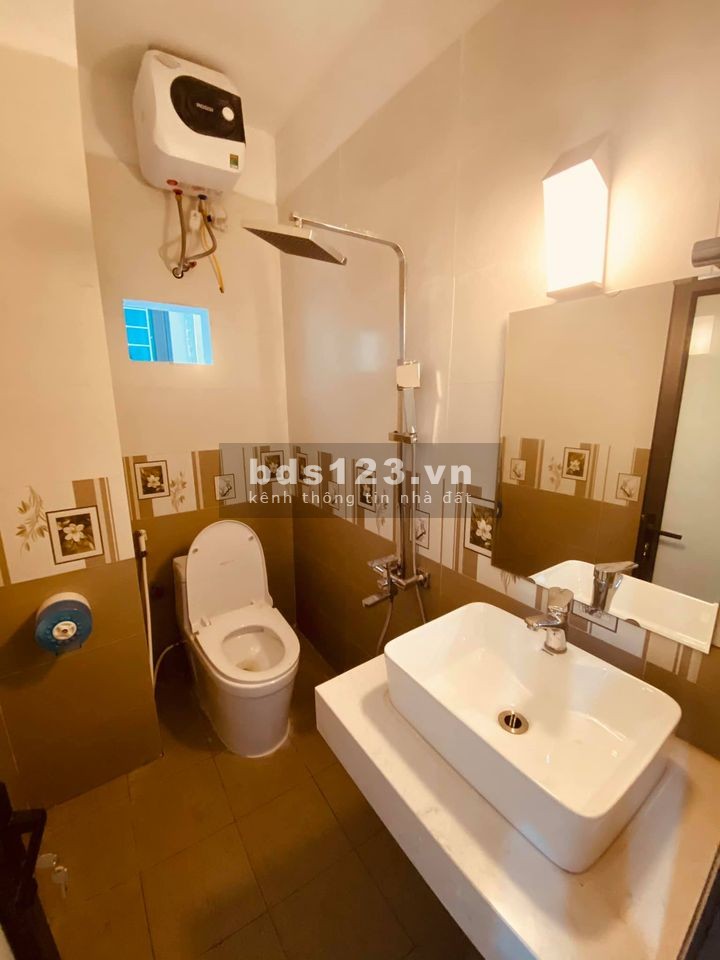 Bán nhà Mỹ Đình, lô góc, ô tô, kinh doanh, nhà mới đẹp, 56m2, 7,4 tỷ.