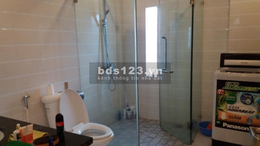Bán nhà phố Trịnh Công Sơn, 135m2, 8 tầng, mặt tiền 24m, ô tô 7 chỗ vào nhà, 3 mặt thoáng