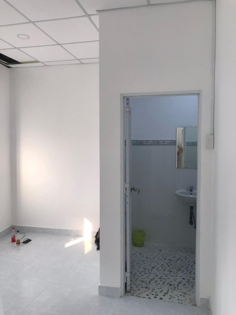 Nhà rẻ nhất Quận dt 60m2, 4 pn, Tôn Đản Quận 4 chỉ 3.6 tỷ