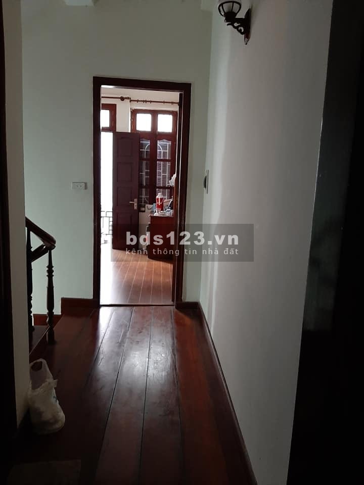 Bán gấp nhà Kim Ngưu, DT 44m.4T, nhà đẹp, hơn 4 tỷ, LH 0877771009