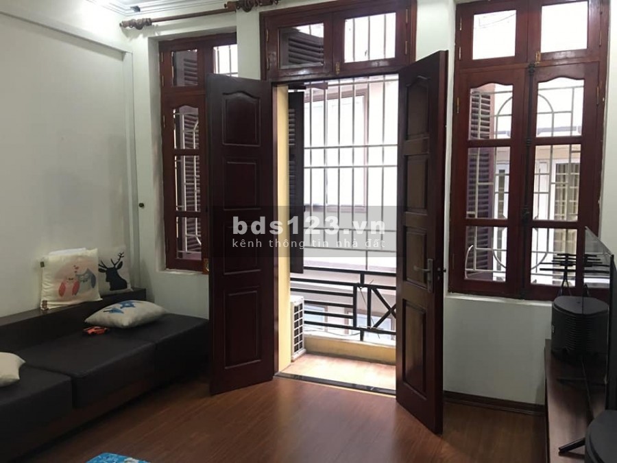 Bán gấp nhà Kim Ngưu, DT 44m.4T, nhà đẹp, hơn 4 tỷ, LH 0877771009