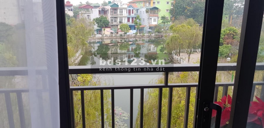 Bán nhà Phúc Lợi, Long Biên, view hồ, ô tô tránh, dt 62m2, giá 6.3 tỷ