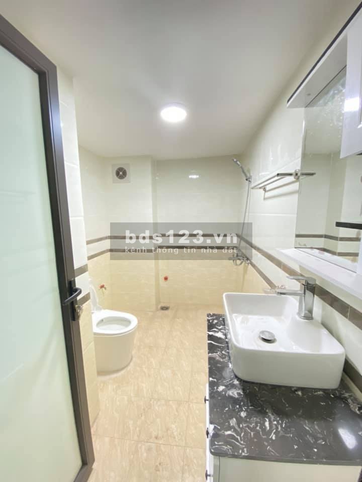Liền kề biệt thự Văn Phú bán như tặng người thân trong mùa dịch