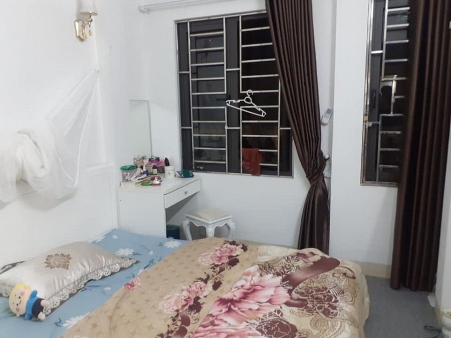 Chính chủ bán gấp nhà 5 tầng đường Trần Cung, Cầu Giấy, dt 39m2, Giá nhỉnh 5 tỷ, GỌI NGAY!