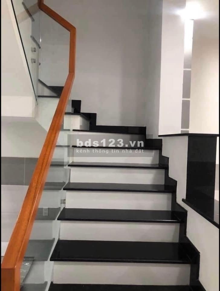 Nhà Bán Dành Cho Công Nhân 650 Triệu Đinh Đức Thiện, Bình Chánh
