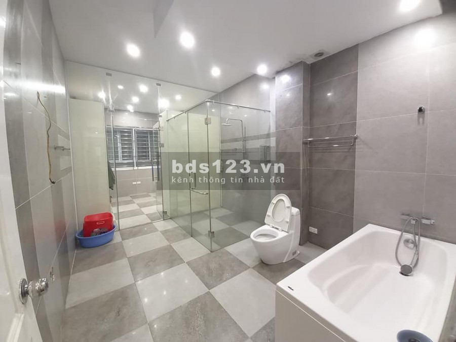 Bán nhà mặt ngõ oto tránh, đường Láng Hạ, 5 tầng, 60m2 - 10 tỷ