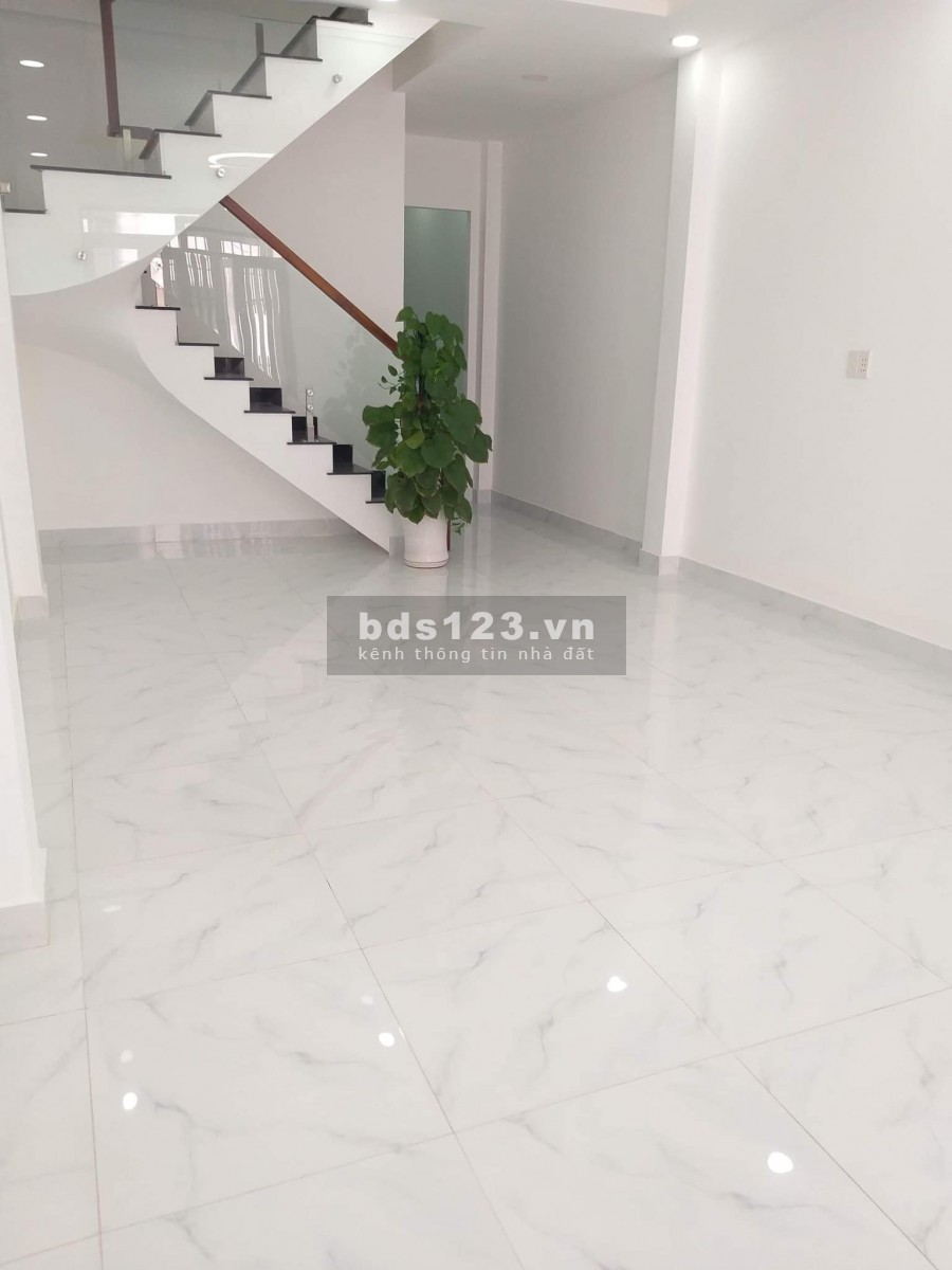 Nhà đẹp vào ở ngay, 62m2 BTCT, HXH, Âu Cơ, P 10, Tân Bình. Giá 6 tỷ