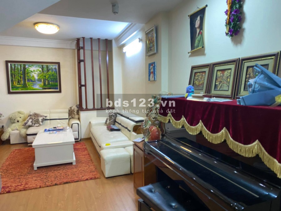 Nhà lõi Hà Đông Siêu đẹp ô tô đỗ cửa, 5 tầng giá nhỉnh 4 tỷ