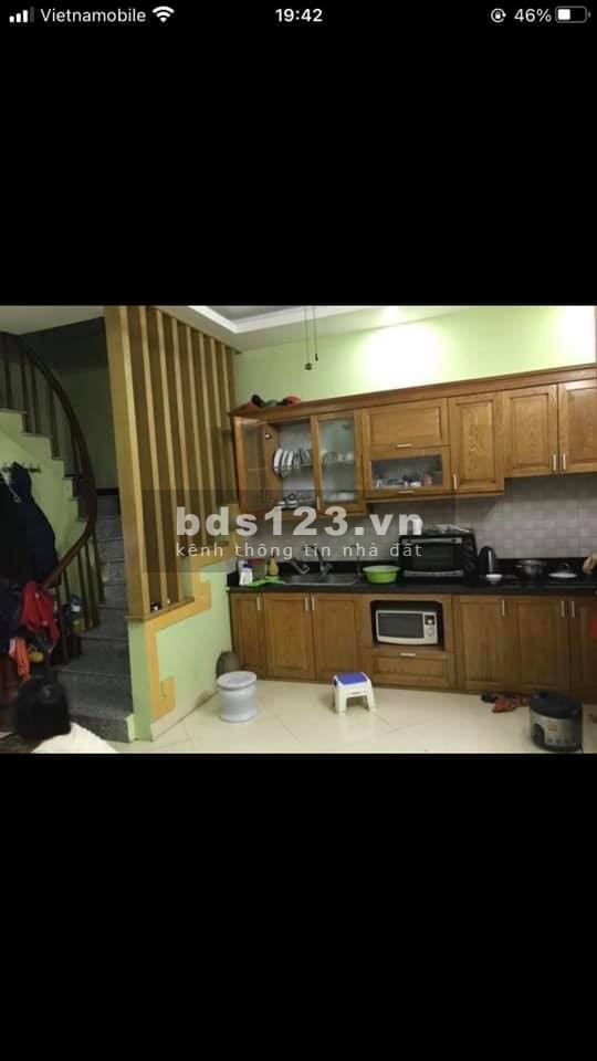 Bán nhà đường Nguyễn Khánh Toàn. Diện tích 30m2, 5 tầng, MT 4.85m. Giá 3.45 tỷ