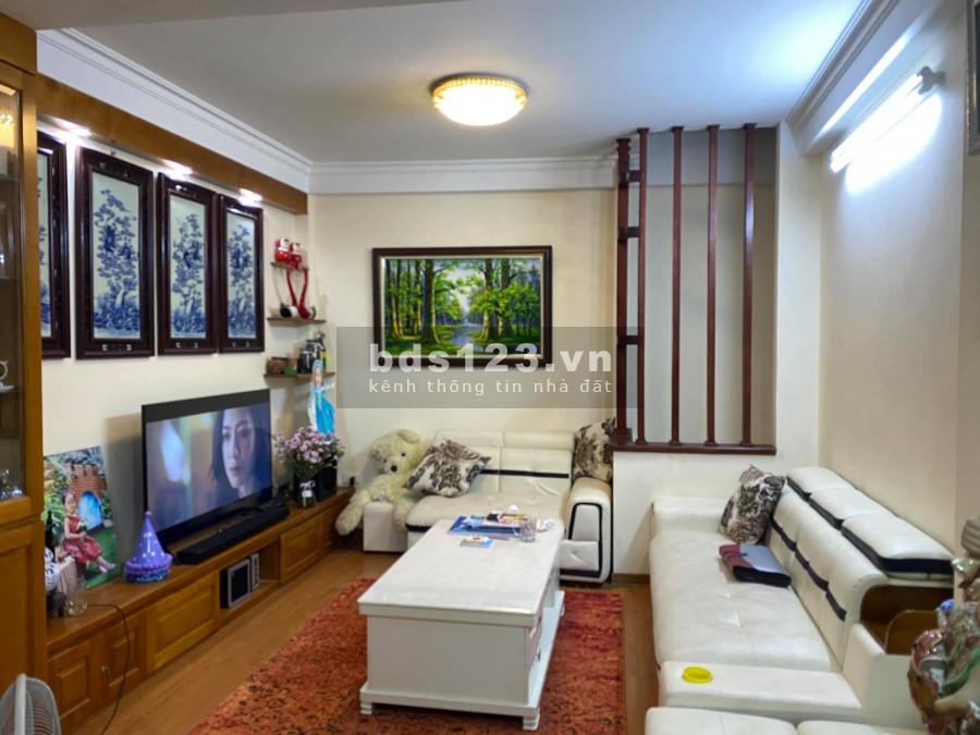 Nhà lõi Hà Đông Siêu đẹp ô tô đỗ cửa, 5 tầng giá nhỉnh 4 tỷ