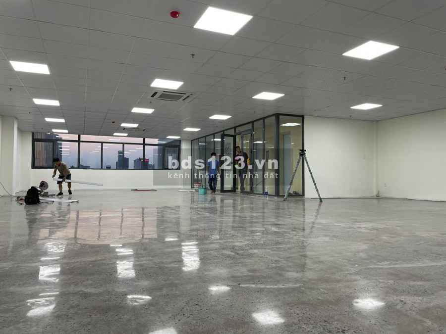 Cho thuê văn phòng sàn 180m2 tại Trần Não Quận 2