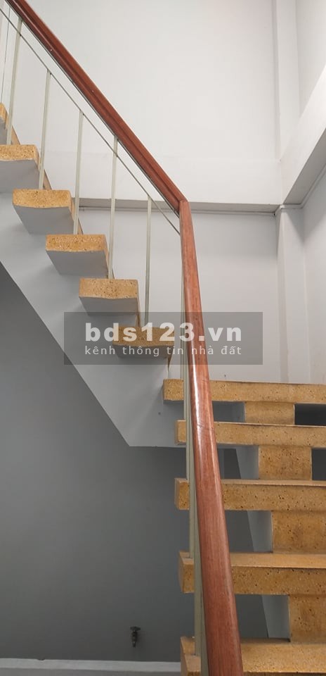 Bán gấp nhà HXH đường Bàn Cờ Quận 3, 70m2 chỉ 11 tỷ