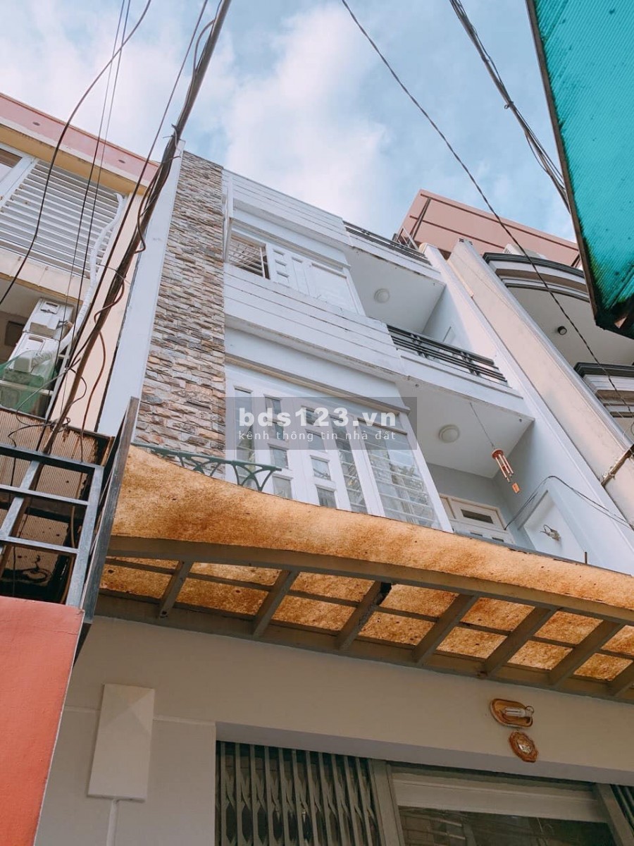 Khu VIP Lê Văn Sỹ PN, gần 50m ngang 4,5m, 4 tầng, nhà đẹp ở Ngay Cách MT 15m, gía 7.2 tỷ