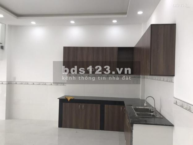 Bán nhà mới xây khu đô thị đường Đinh Đức Thiện, chợ Bình Chánh, thiết kế 1 trệt, 2 lầu
