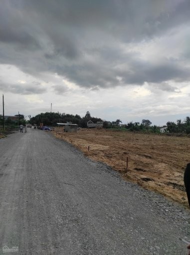 Công chứng ngay 120m2,MT TL824 100m, gần ĐH Tân Tạo 1km, SHR, giáp TPHCM