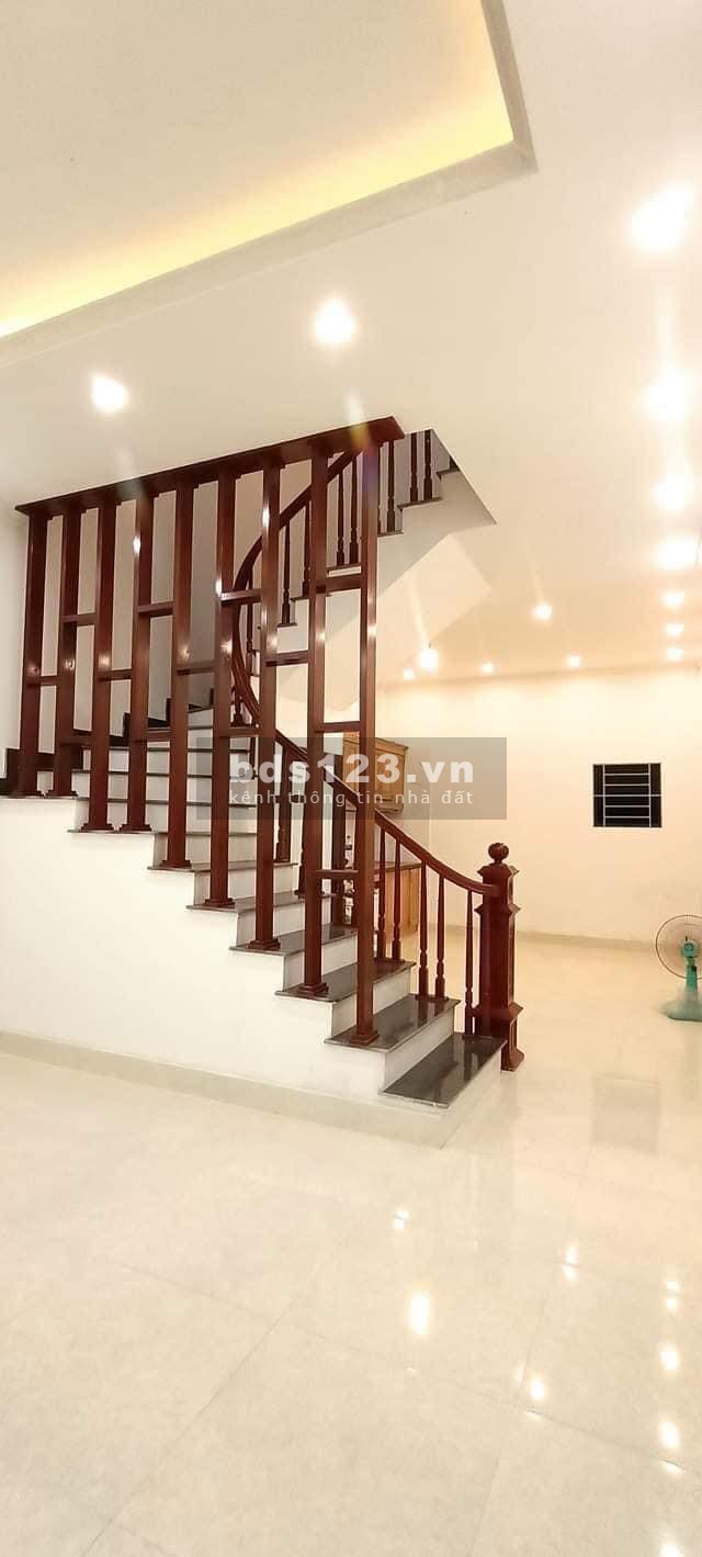 Nhà mới đẹp 5T ngõ 52 Mỹ Đình full nội thất, DT 42m2, MT 4m, Giá 4.8 tỷ