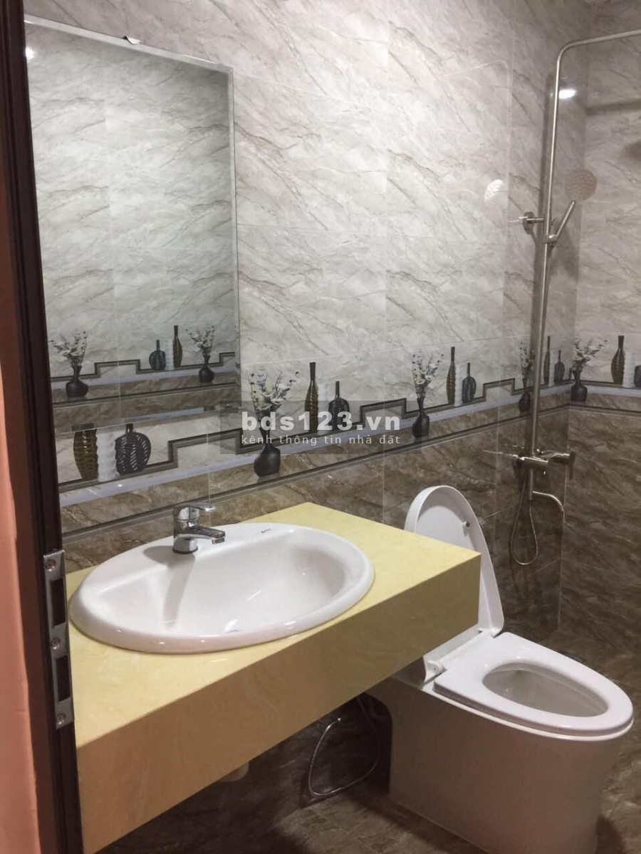 Nhà mới đẹp 5T ngõ 52 Mỹ Đình full nội thất, DT 42m2, MT 4m, Giá 4.8 tỷ