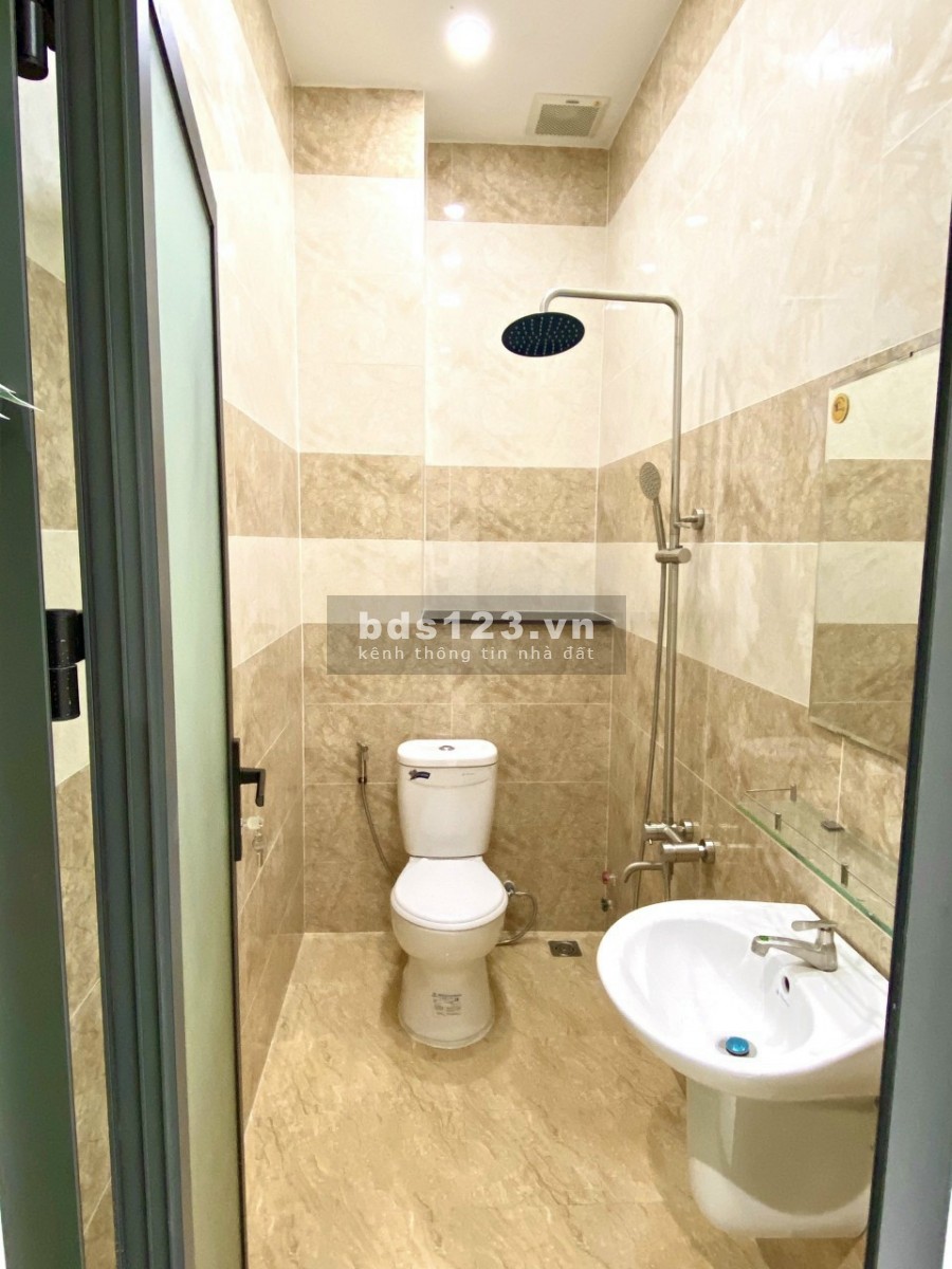 Nhà 4 tầng, hẻm xe hơi tránh Lạc Long Quân, Tân Bình. 9,5 tỷ