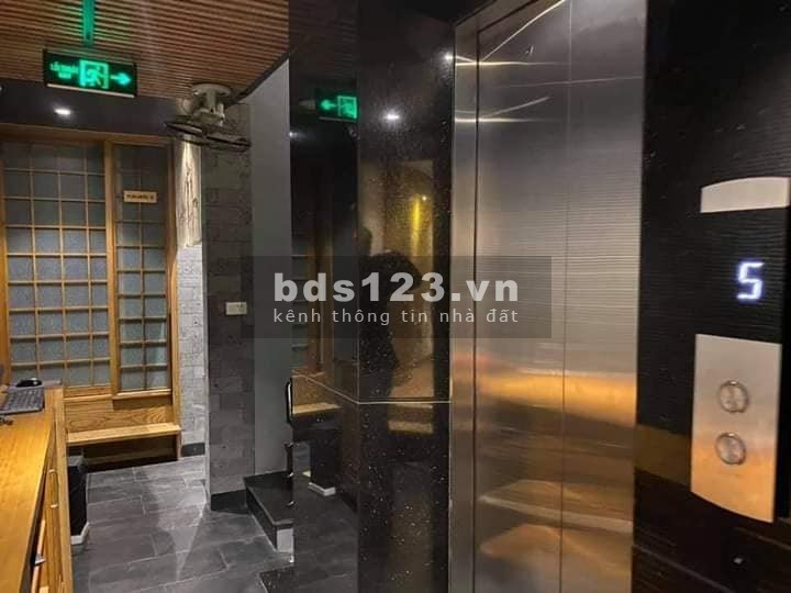 Tòa nhà Kinh doanh 8T Thang máy, Đào Tấn, Ba Đình chỉ 17 Tỷ, cho thuê 80 triệu/tháng