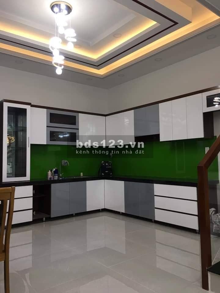 Nhà La Khê, Hà Đông, phân lô, vỉa hè hai bên, ô tô tránh nhau, 2 mặt thoáng, dt 61m2, 4 tầng, mt 8m, giá 5 tỷ