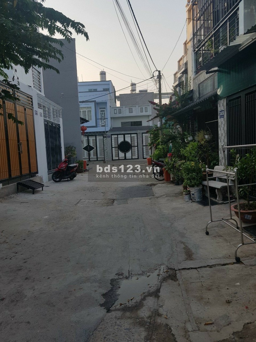 Đất chính chủ chủ đường 7m Ngã Tư Ga, Quận 12