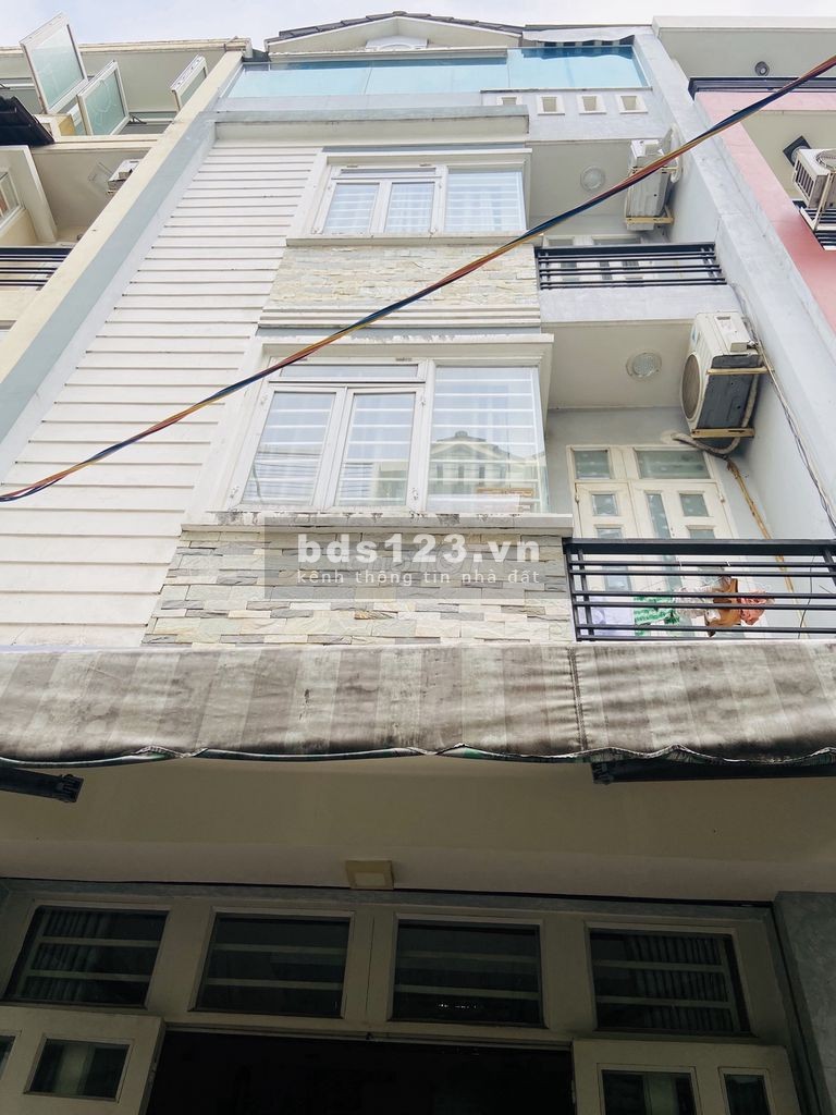 Cần bán nhà 2 MT Đs 8 GV,vị trí bao đẹp 4x20m, giá 11.5 tỷ TL khách thiện chí,khu dân trí cao.