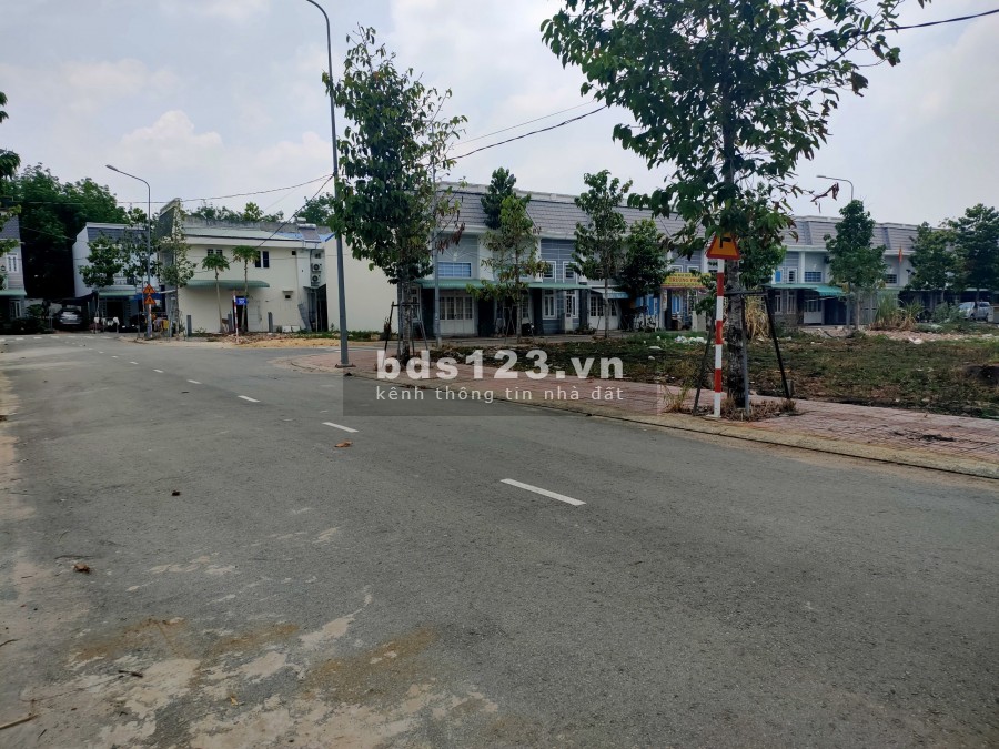 Đất Long Nguyên đh 615 sát đt 749a đường nhựa thông chợ