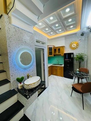 Bán gấp nhà HXH Phan Đăng Lưu, P1, Phú Nhuận, dt 50m2, giá 4tỷ7