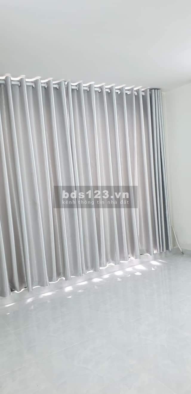 Bán nhà đường Tô Hiến Thành, 25m2, 3 lầu, chỉ 3 tỷ 300 triệu