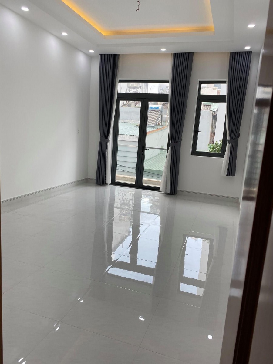 Bán Nhà Gần Chợ An Nhơn 8x9M, Gara oto, 4 Tầng Chỉ 7.9 Tỷ, Đường Số 28