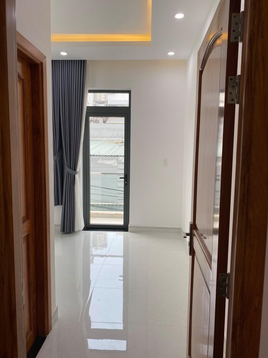 Bán Nhà Gần Chợ An Nhơn 8x9M, Gara oto, 4 Tầng Chỉ 7.9 Tỷ, Đường Số 28