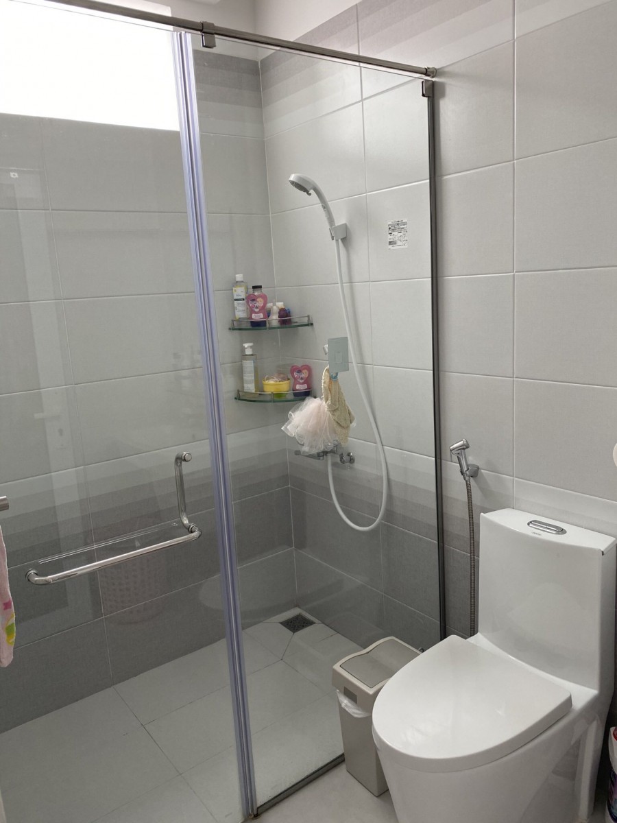 Nhà mới vào ở liền Nguyễn Văn Trỗi - khu dân trí cao 4 lầu giá 14.4 tỷ