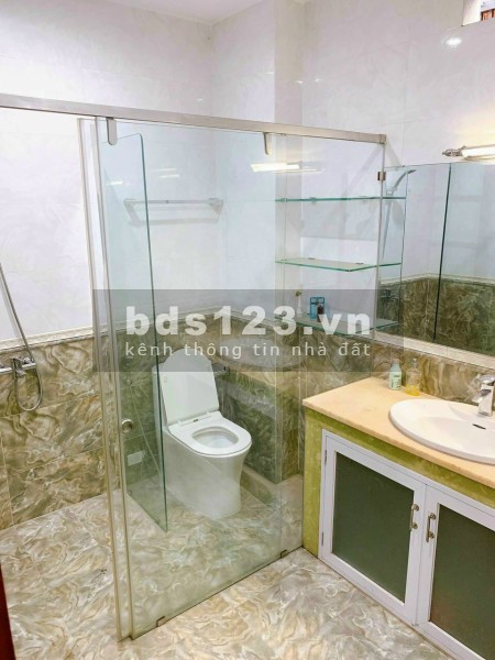 Bán nhà 886/8 Xô Viết Nghệ Tĩnh, Phường 25, Bình Thạnh DT 4.25x20m 1 trệt 2 lầu
