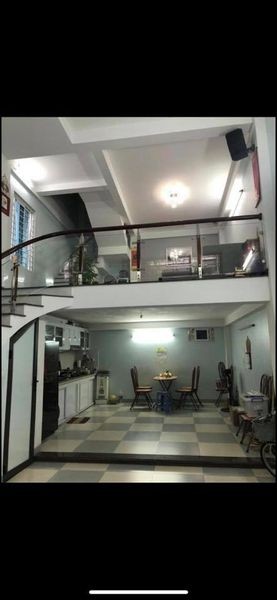 Nhà 5 tầng 4 tỷ 6 phố Đặng Vũ Hỷ, Long Biên.