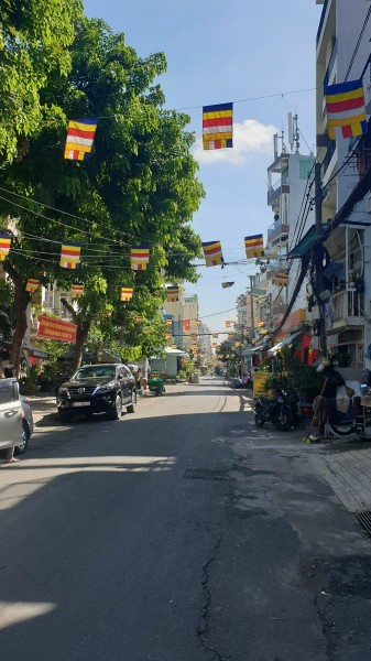 Cần tiền bán gấp nhà MTKD Đội Cung, P.9, Quận 11