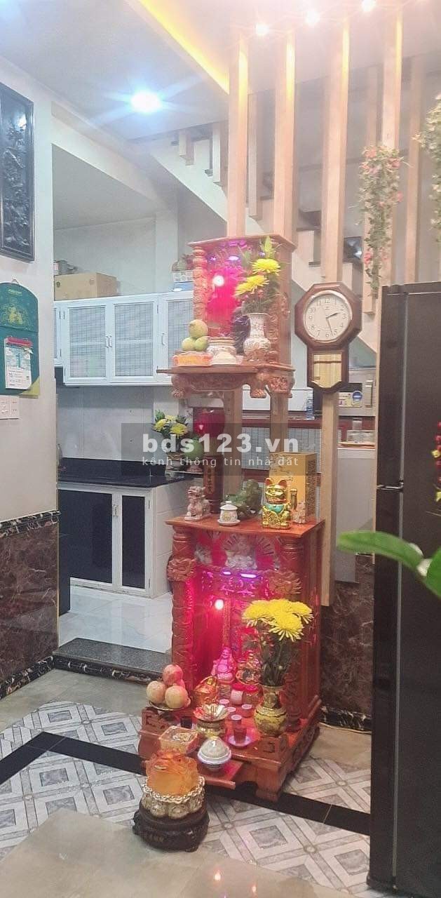 Nhà đẹp 3 tỷ nhỉnh gần Lê Hoàng Phái đường số 5 phường 17 Gò Vấp, dt 40m2, 2 tầng