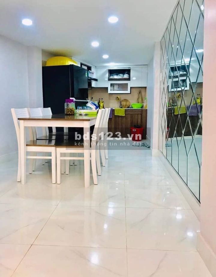 72m2, Xe hơi ngủ trong nhà, 6 tỷ, 4x18, Gò Dầu, Tân Qúy, T.Phú. Bán gấp