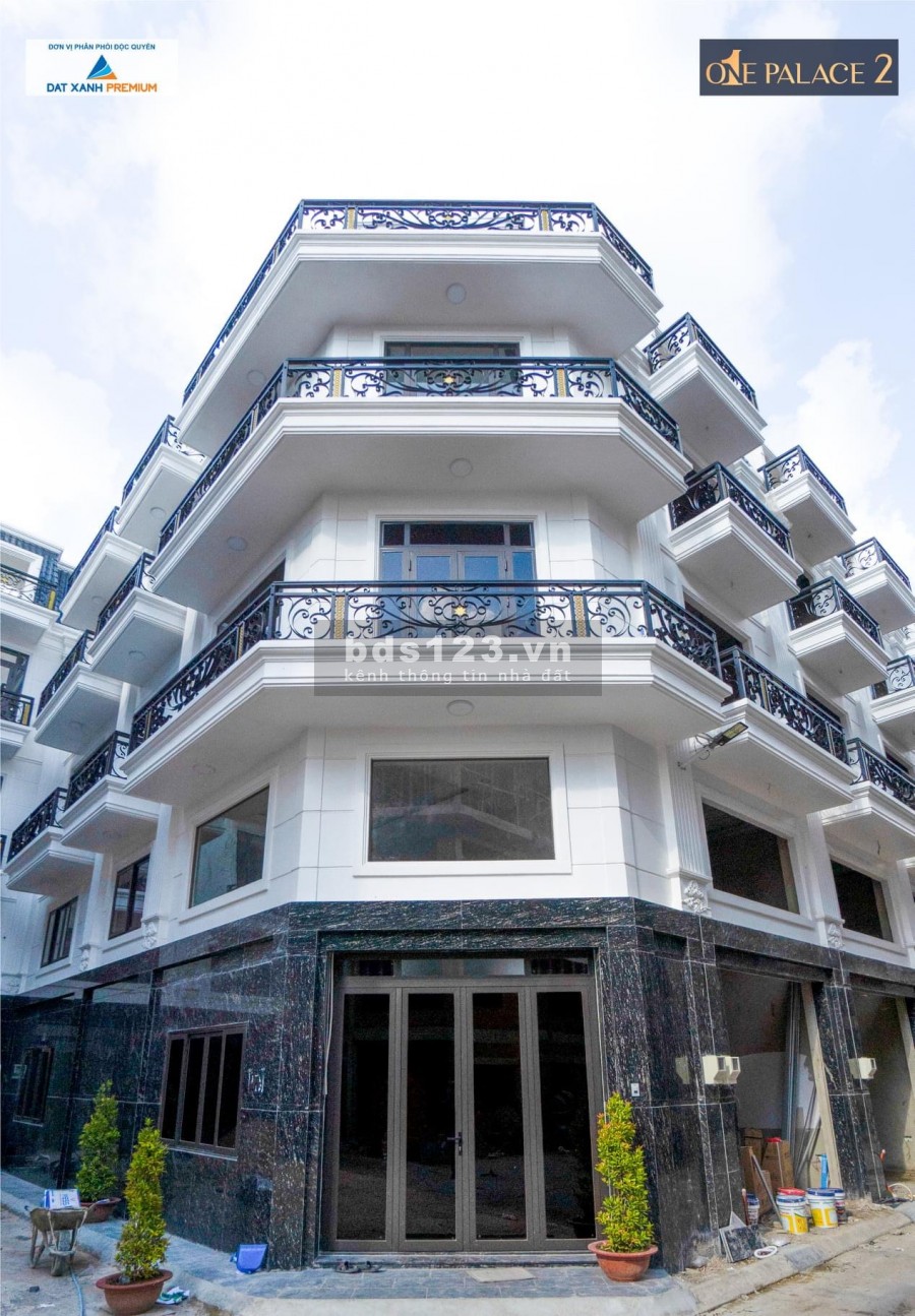 Nhà phố liền kề One Palace 2 ven sông, Đã có sổ 1 trệt 1 lửng 2 lầu và sân thượng 4 PN, 5 WC, MT đường Thạnh Xuân, Quận 12