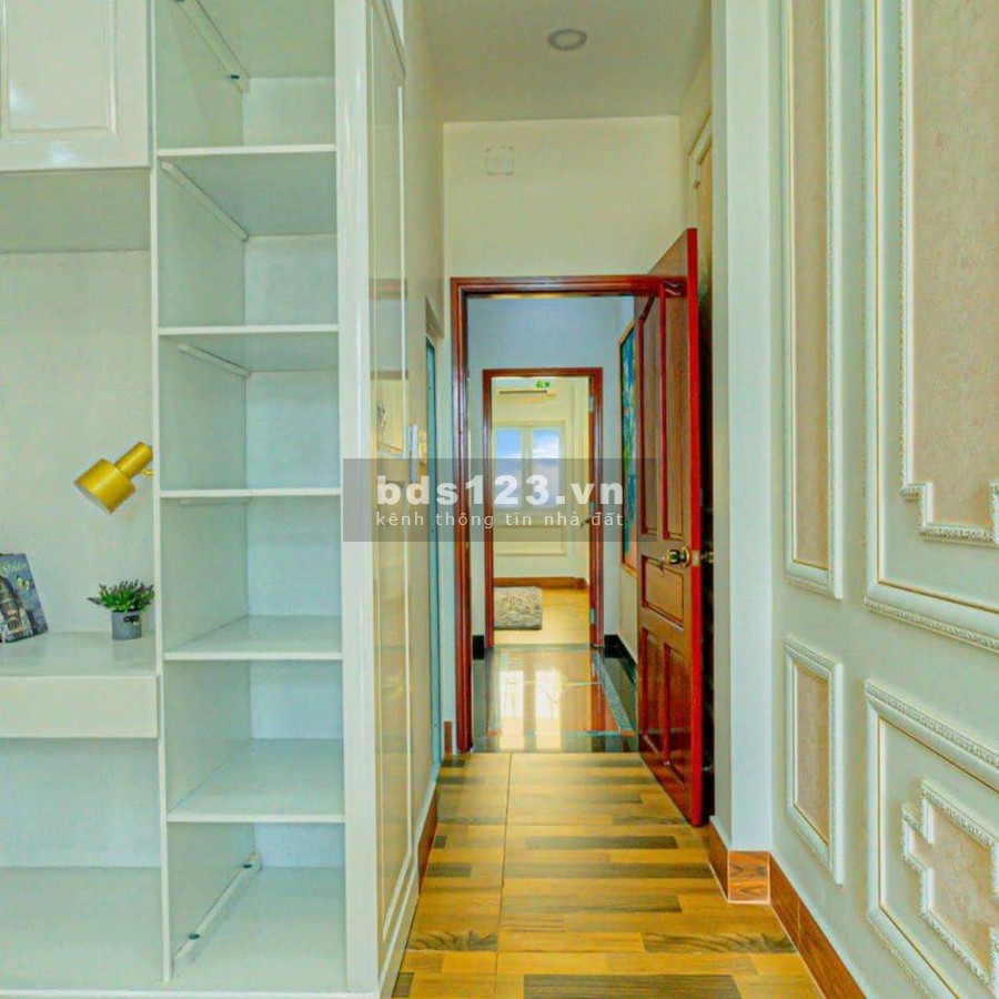 Nhà phố cao cấp sổ hồng riêng, chính chủ không qua môi giới