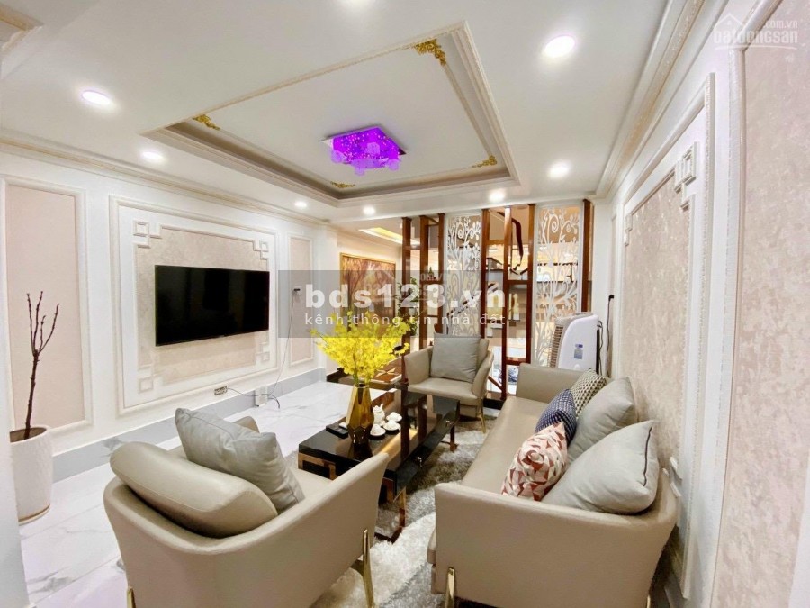 Nhà phố cao cấp sổ hồng riêng, chính chủ không qua môi giới