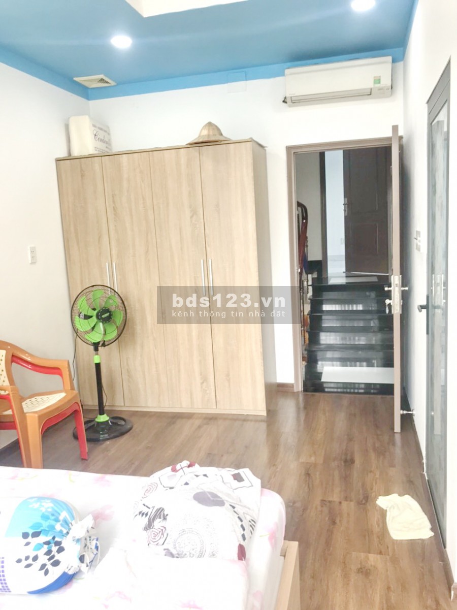 Bán nhà đẹp 3 lầu mặt tiền KD đường Hồ Hảo Hớn P.Cô Giang Quận 1