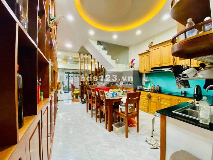 Nội thất sang trọng lung linh nhà 4 tầng hẻm xe tải Chế Lan Viên,Tân Phú,giá chỉ còn 7 tỷ giảm sâu