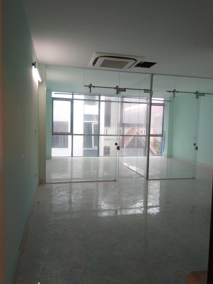 Bán Nhà Phố Trung Kính – Cầu Giấy, 62m2x6T, KD, Ô Tô Vào Nhà, Giá 12.9 Tỷ